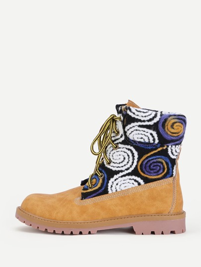 Round Toe Lace Up Suede Boots