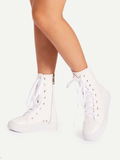 Botas de cuero sintético con cordones