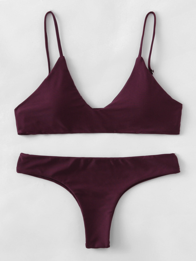 Ensemble de avec col plongeant avec lacet ajustable