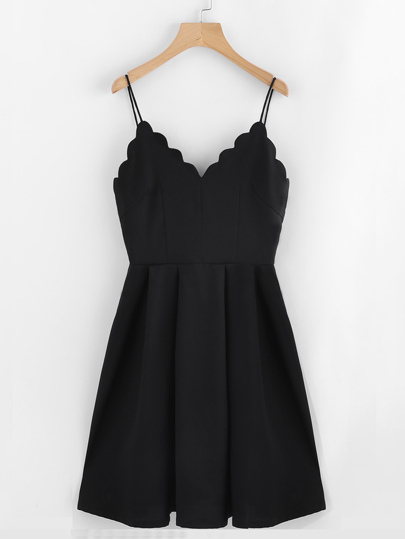 Rückenfreies Cami Kleid mit Muschel und Plissee