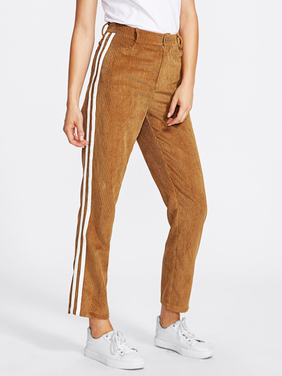 Pantalones de rayas laterales
