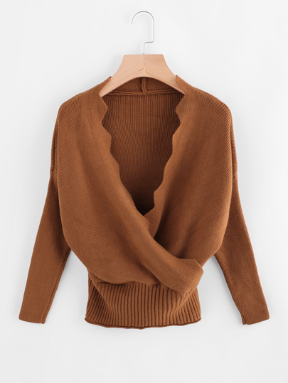 Maglione con bordi smerlati
