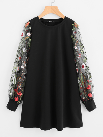 Pull-over long brodé plante