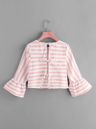Blusa de rayas en contraste con cordón de espalda con abertura de manga flauta