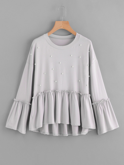 Camiseta fruncido de manga flauta con perlas