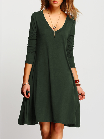 Vestito con scollo a v