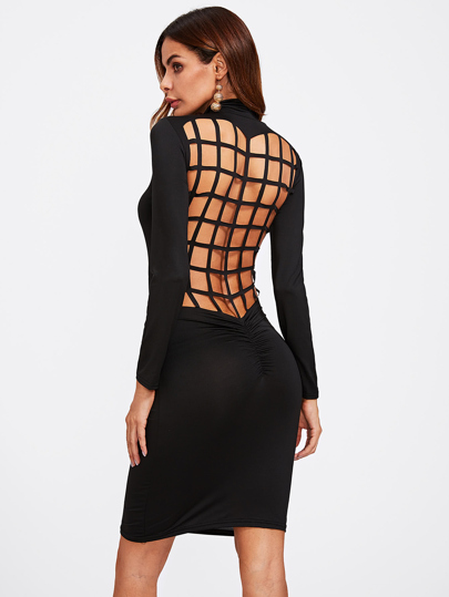 Vestito con cut-out laser