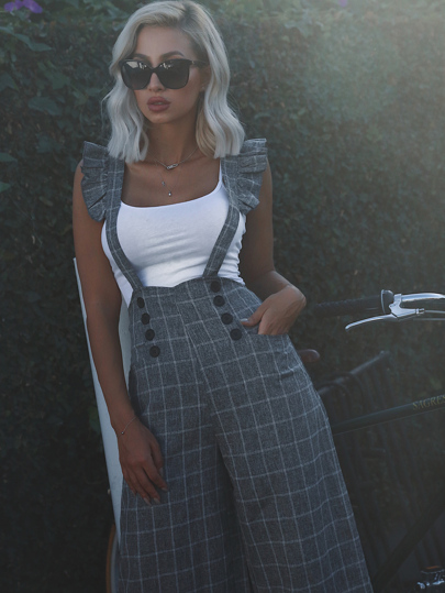 Pantalons avec deux rangs de boutons avec lacet ruché