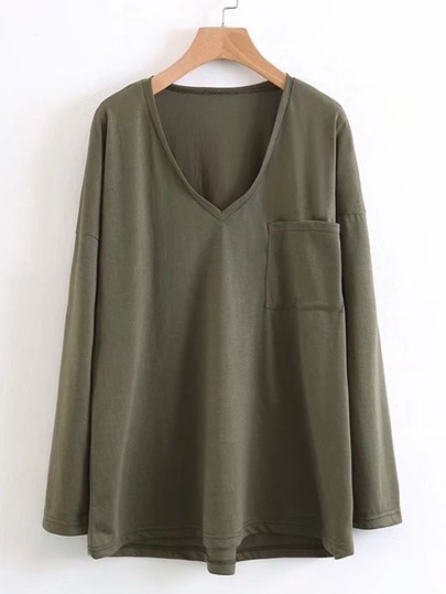 Camiseta asimétrica de cuello en V