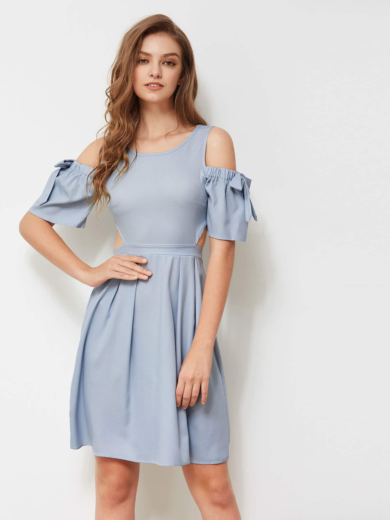 Open Shoulder Bow Tie Detailed Cut Out Dress