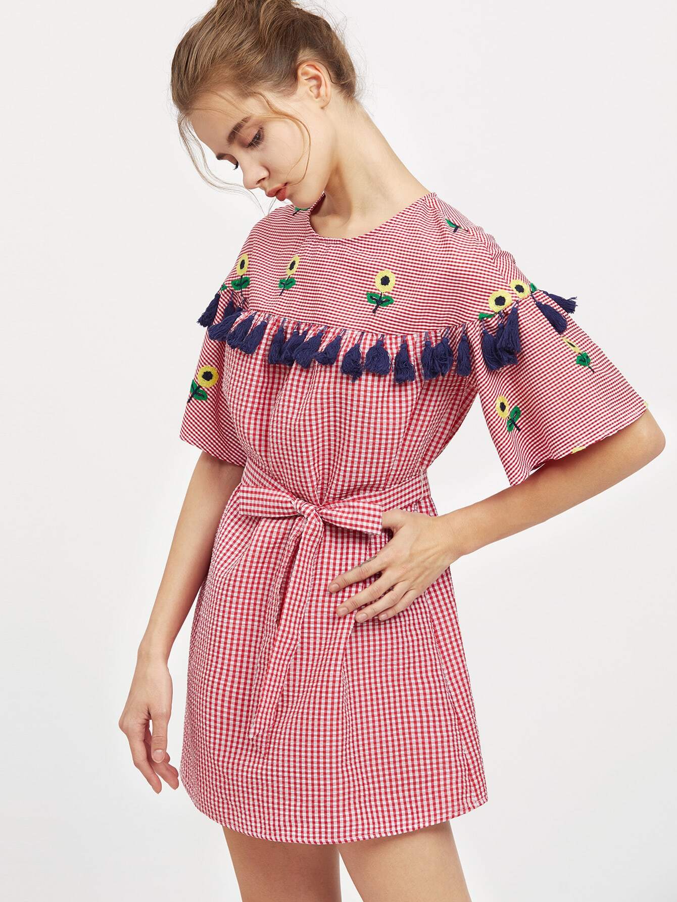 Tassel Trim Sunflower Embroidered Self Tie Gingham Dress SheIn(Sheinside)