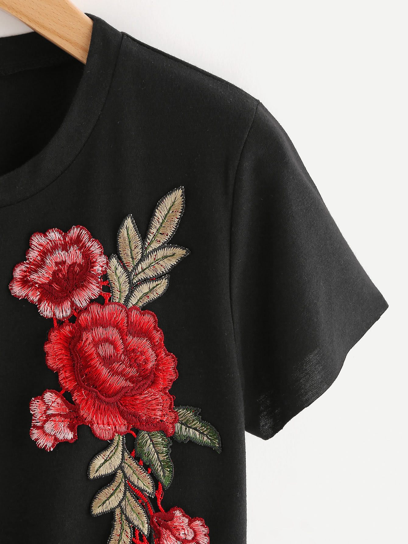 Embroidered Applique Crop Knit Tshirt SheIn(Sheinside)