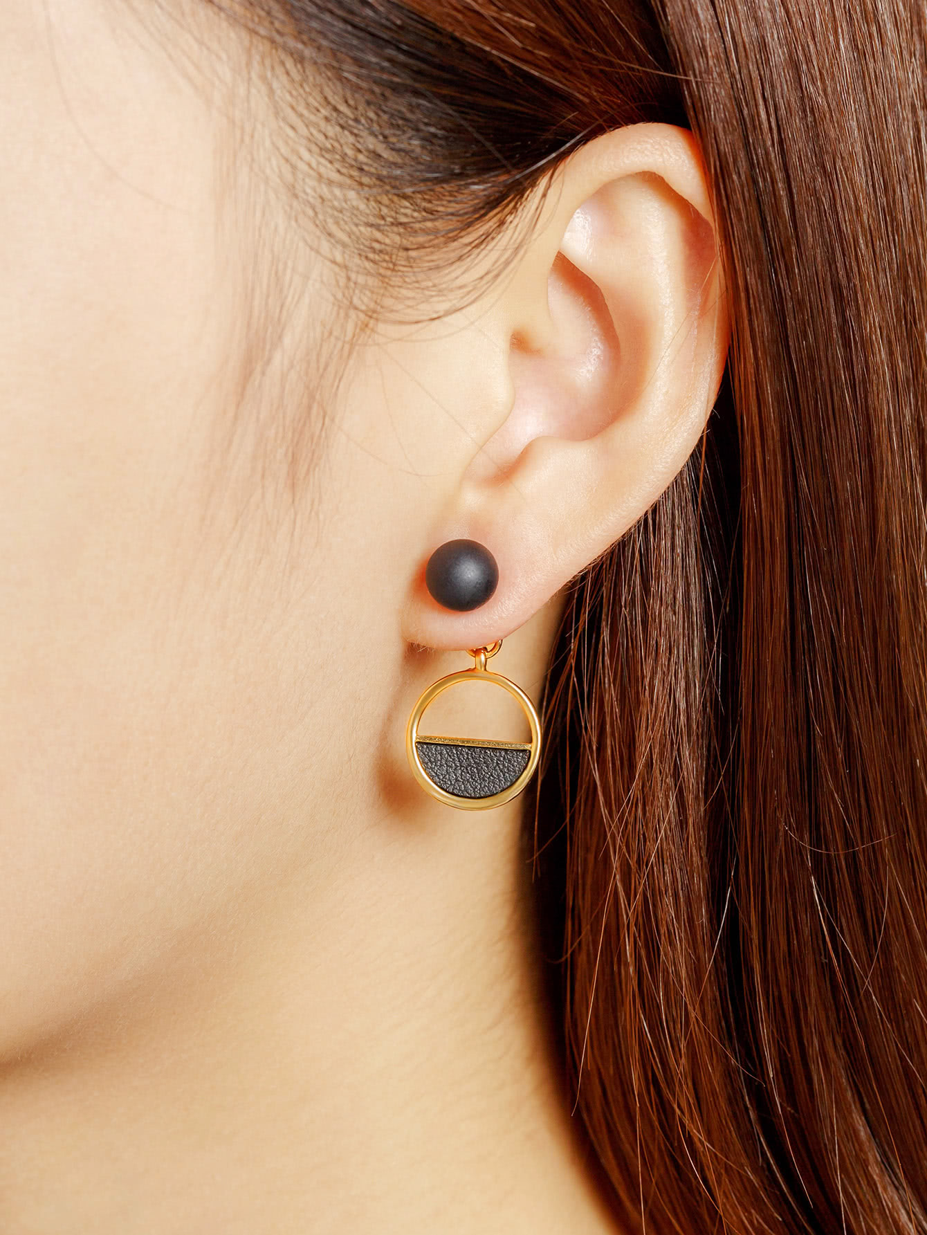 PU Detail Geometric Earrings With Ball SheIn(Sheinside)