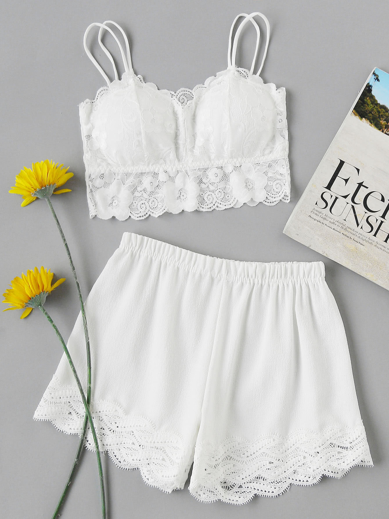 цена Floral Lace Overlay Scallop Trim Pajama Set
