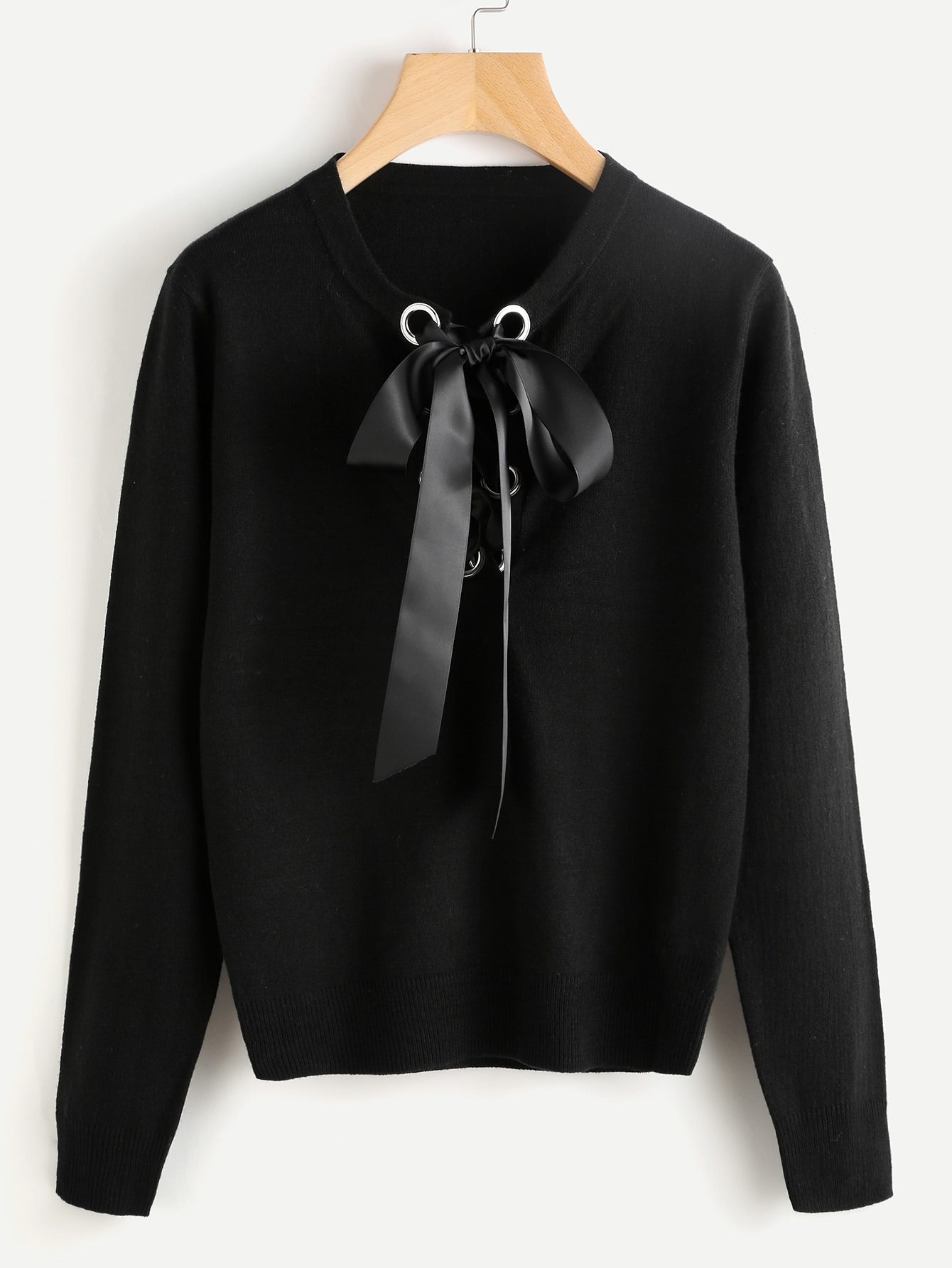 Модный джемпер со шнуровкой