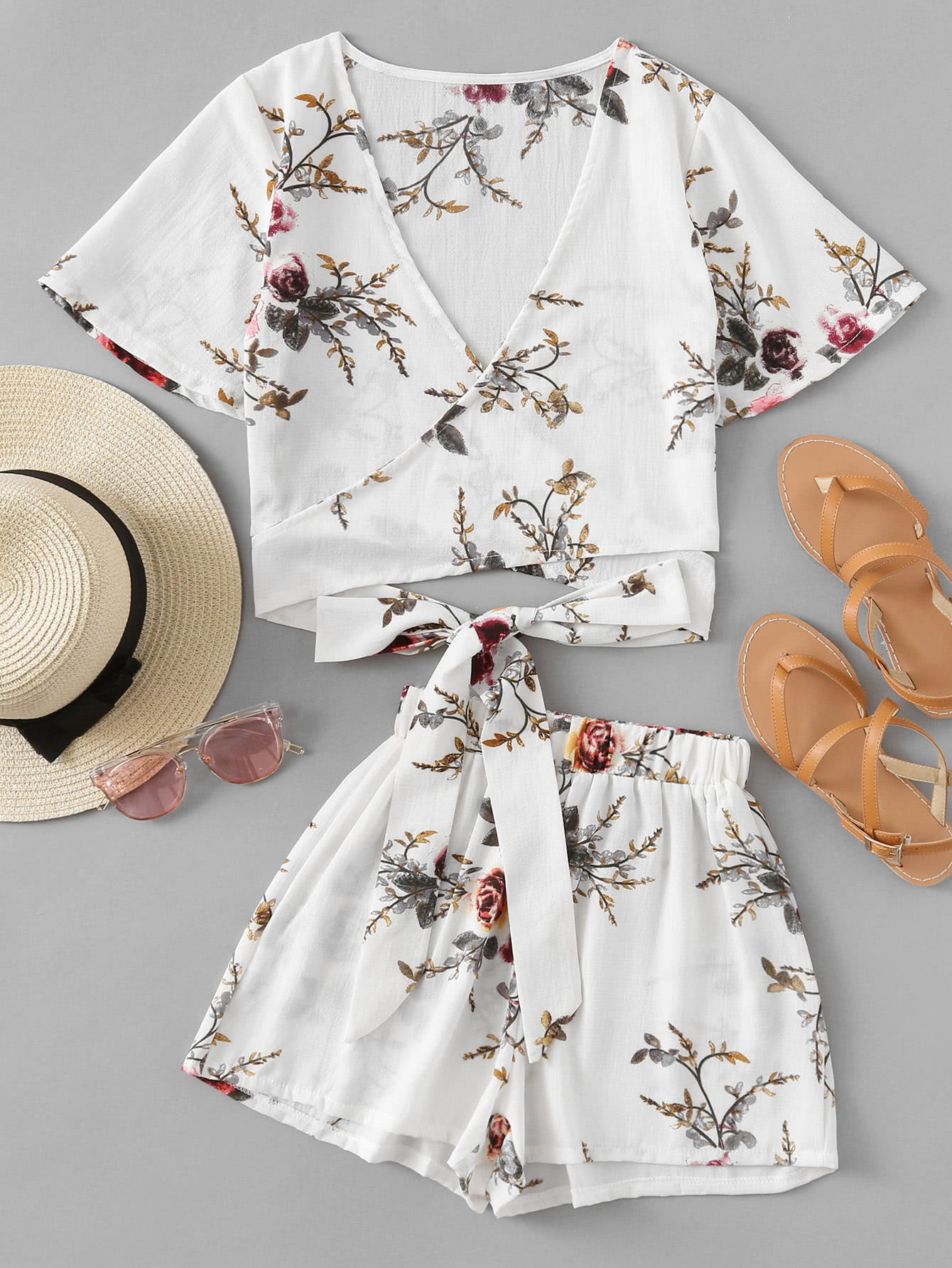 Allover Florals Crisscross Tie Detail Top With Shorts