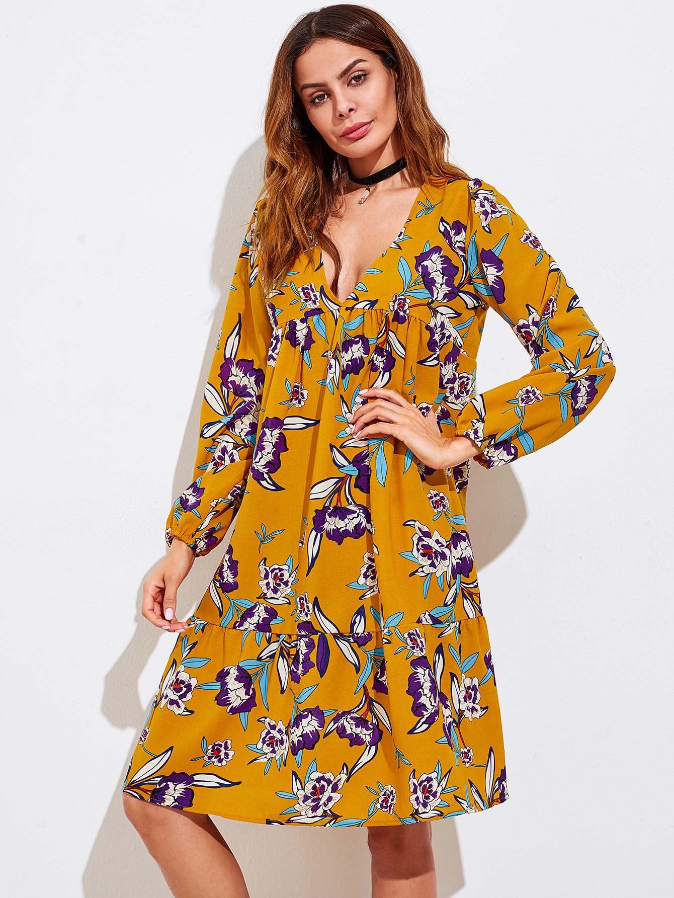 All Over Florals Vneckline Tiered Peasant Dress SheIn(Sheinside)