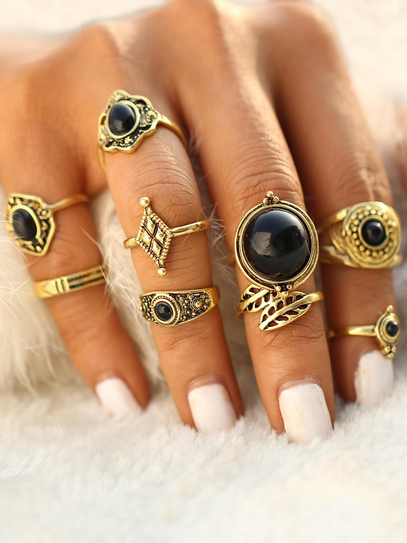 Contrast Gemstone Ring Set SheIn(Sheinside)