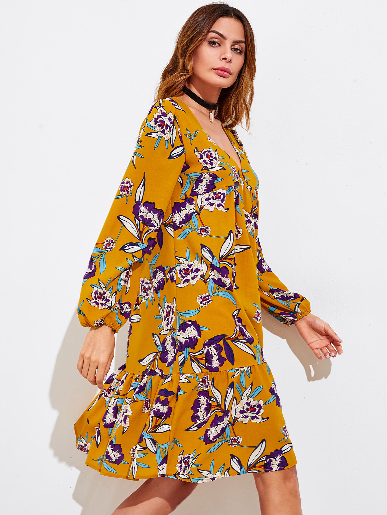All Over Florals Vneckline Tiered Peasant Dress SheIn(Sheinside)