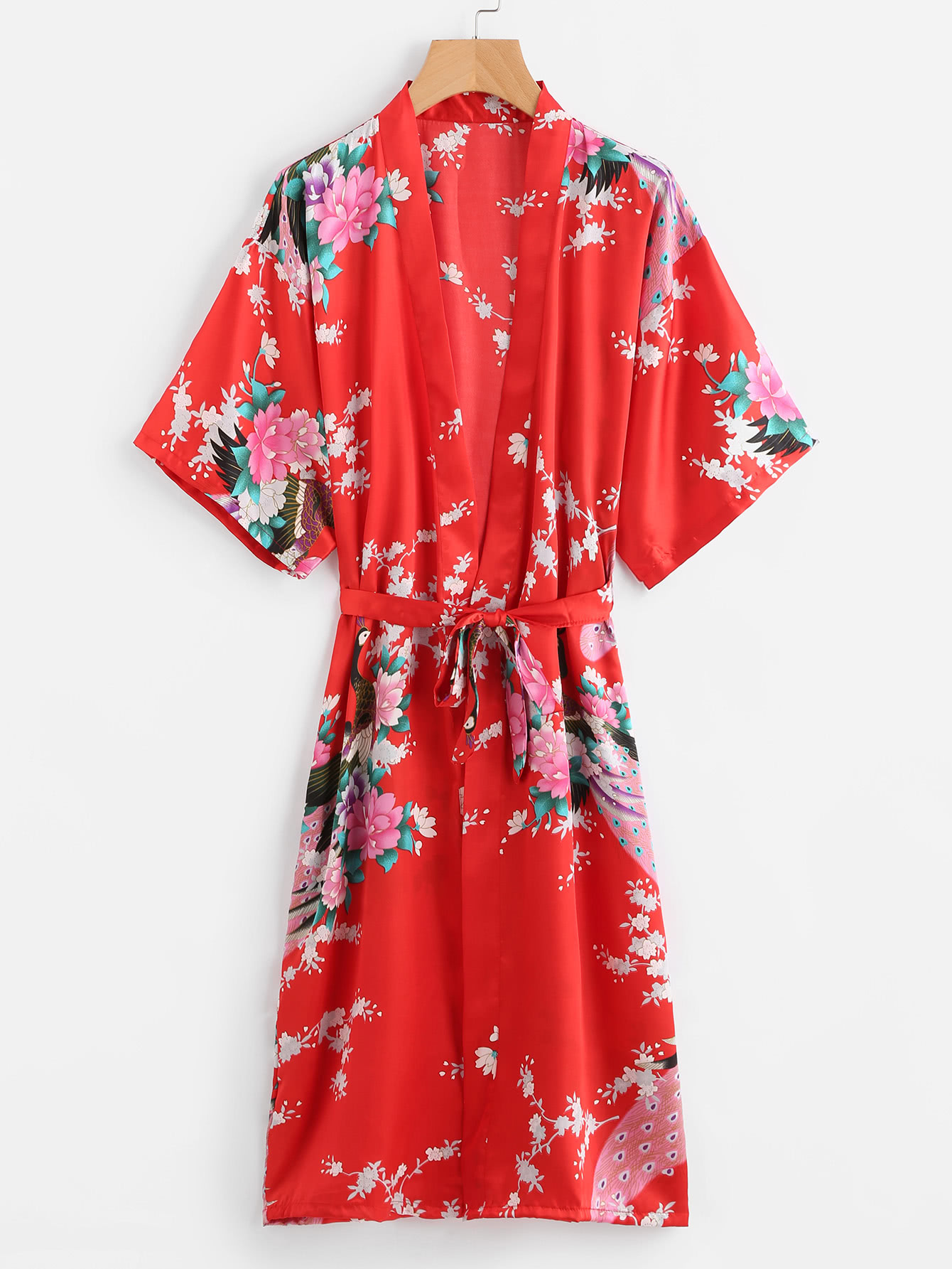 Модный халат с принтом и поясом