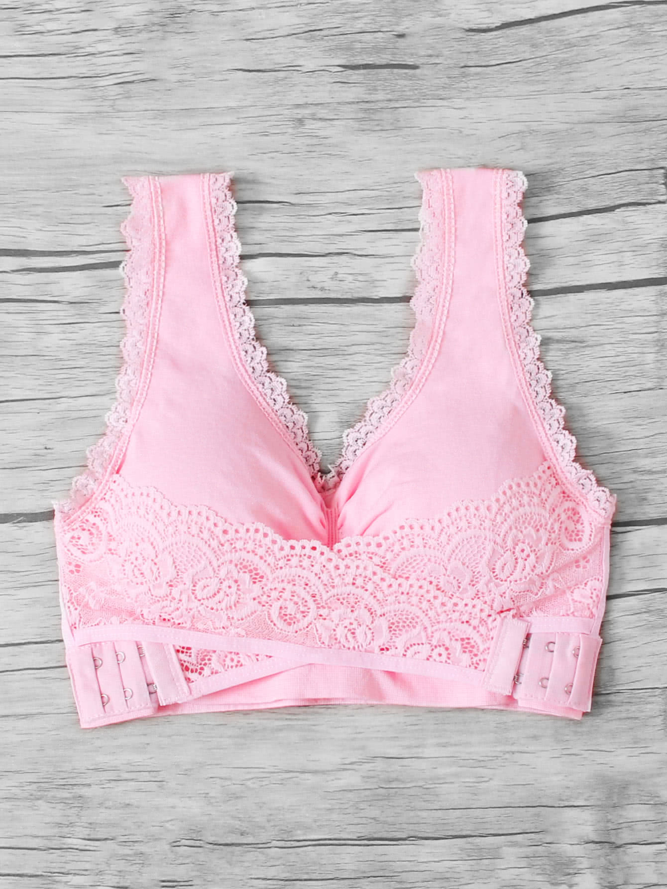 Scallop Trim Lace Wrap Sports Bra EmmaClothWomen Fast Fashion Online