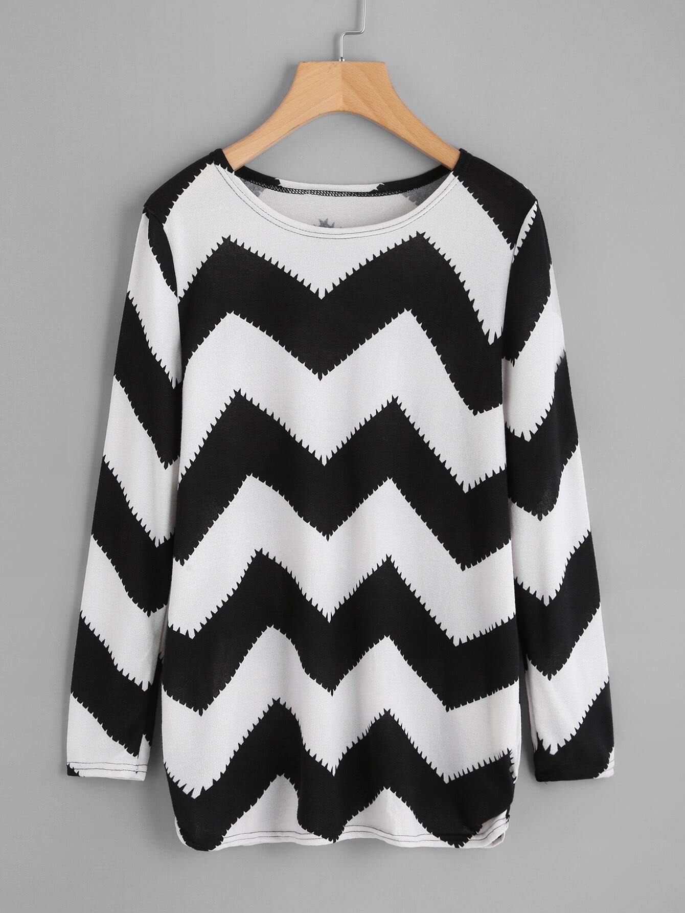 Модный джемпер с принтом