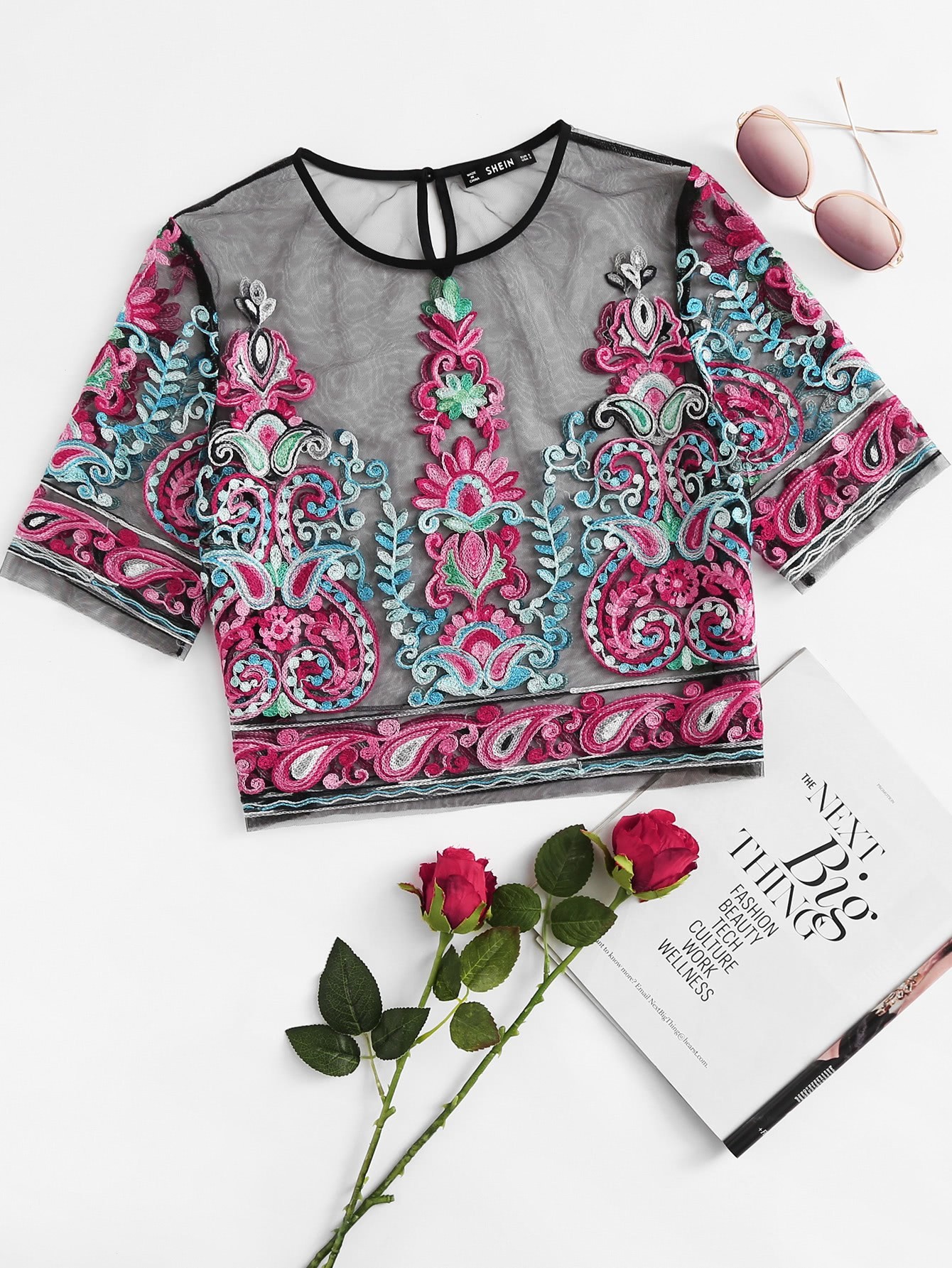 цена Flower Embroidery Mesh Crop Top