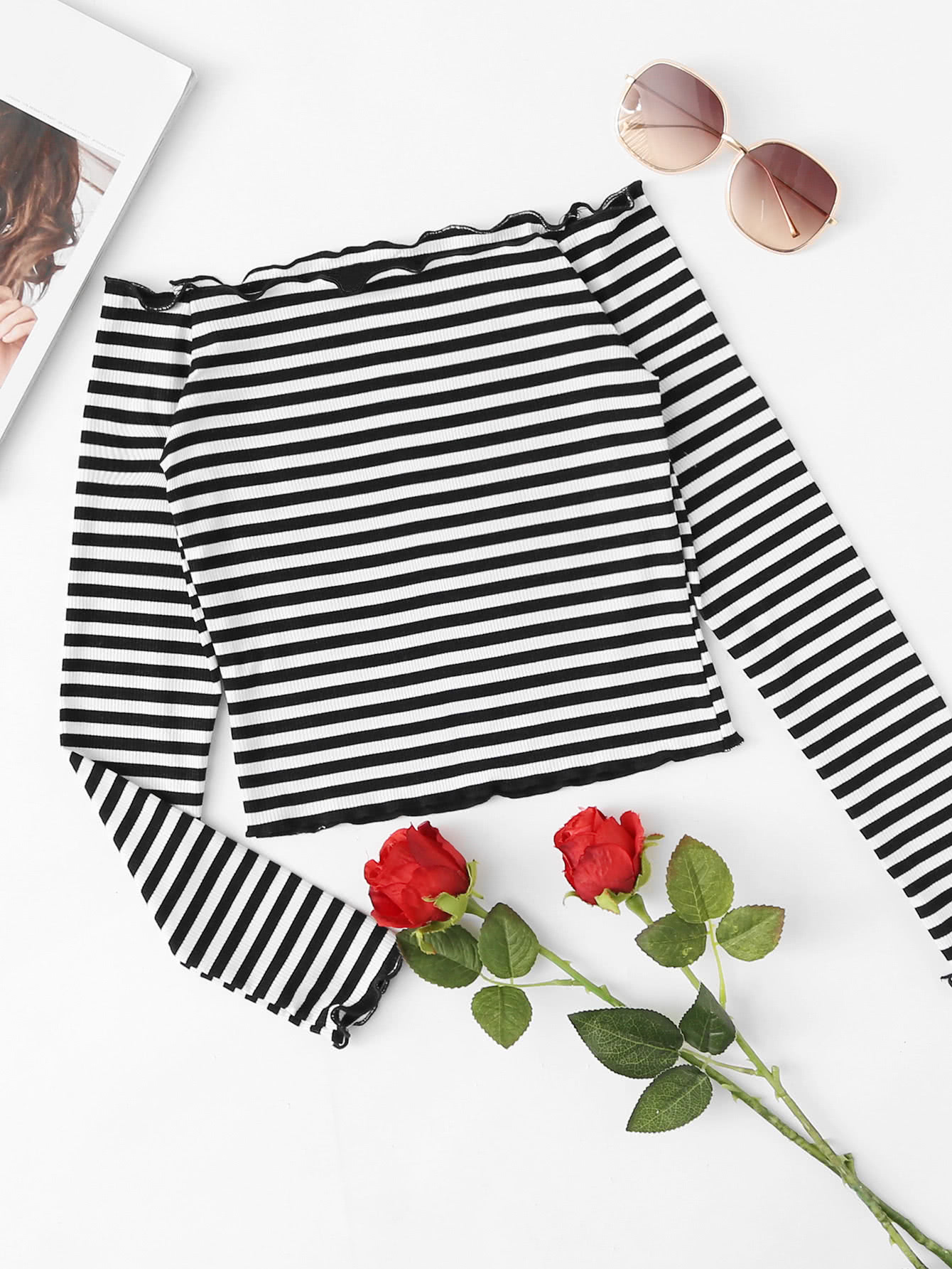 Модный вязаный джемпер в полоску