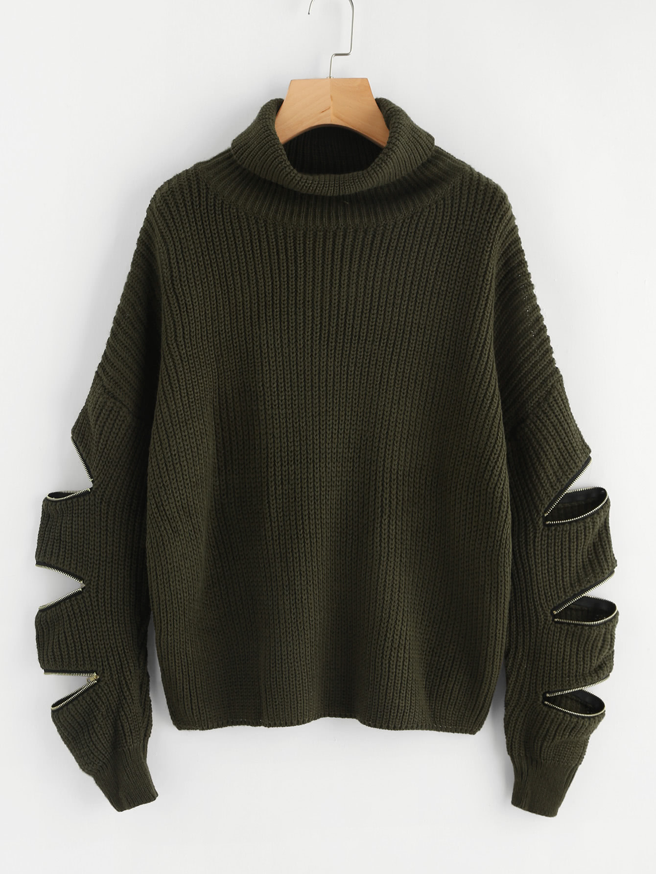 Модный джемпер с разрезами