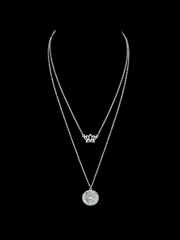 Crown Charm Round Geometric Pattern Pendant Necklace For Women