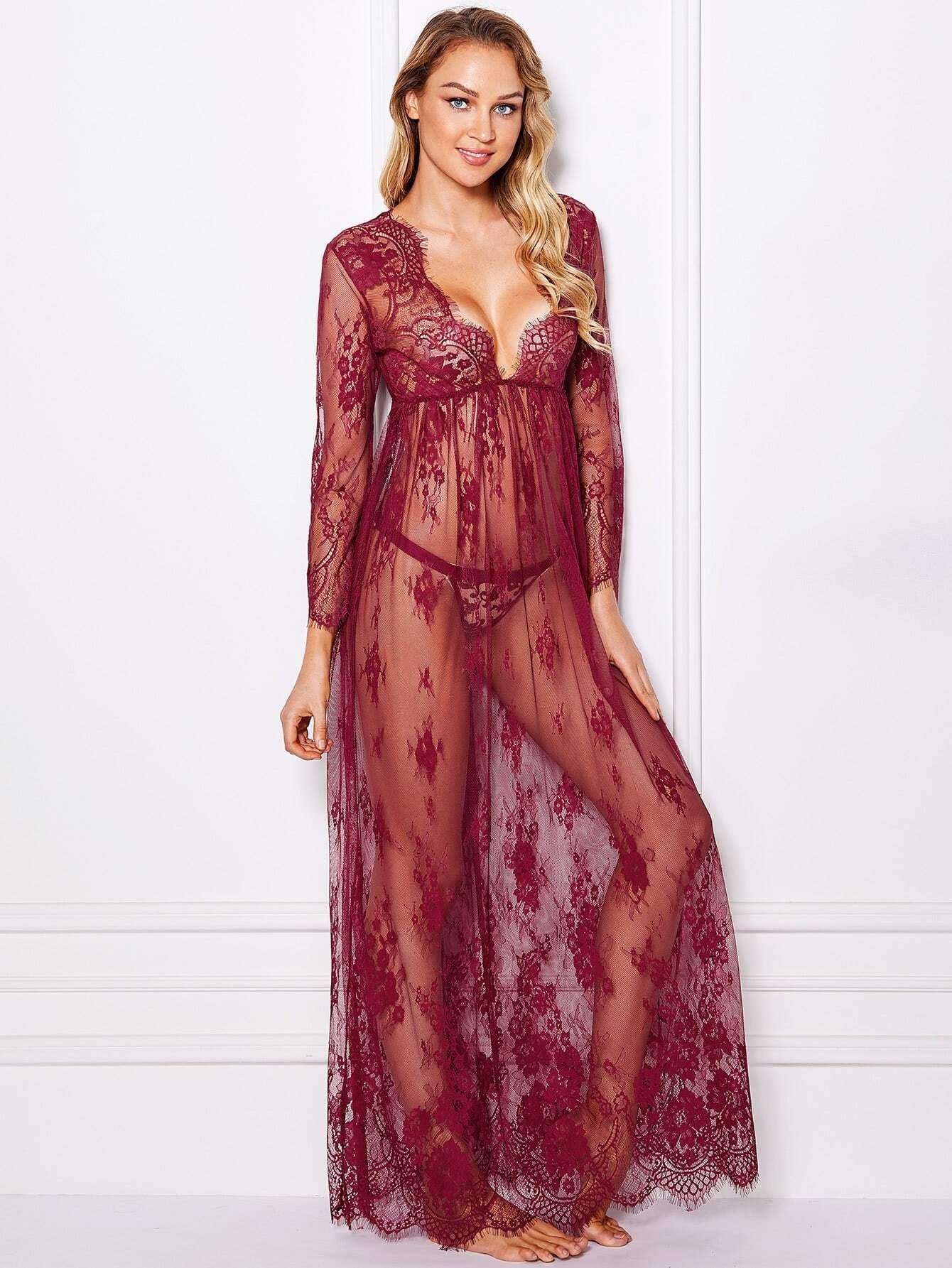 Длинный ночной прозачный халат с рукавами с нижним бельем