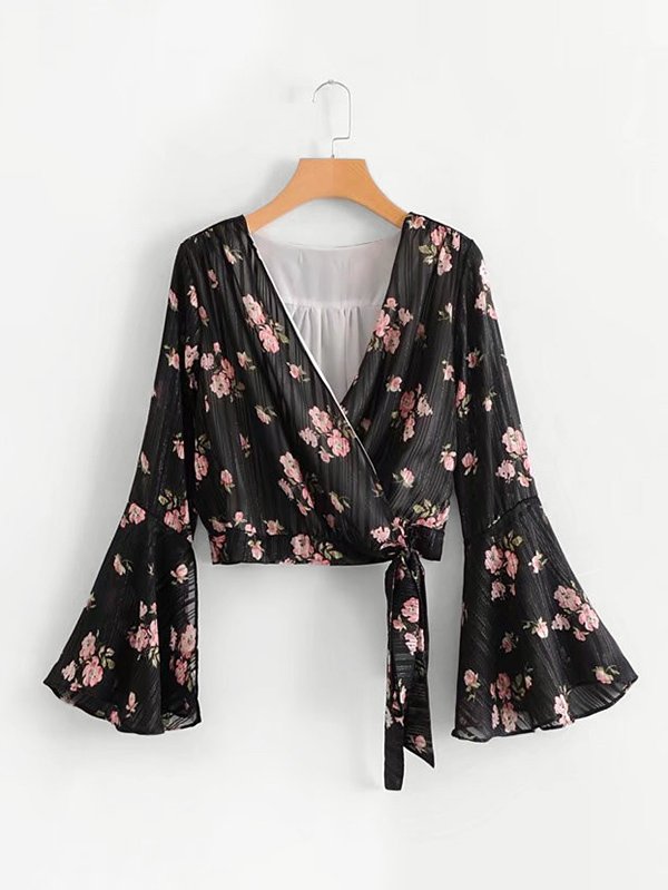 Короткий топ с запахом и принтом цветы