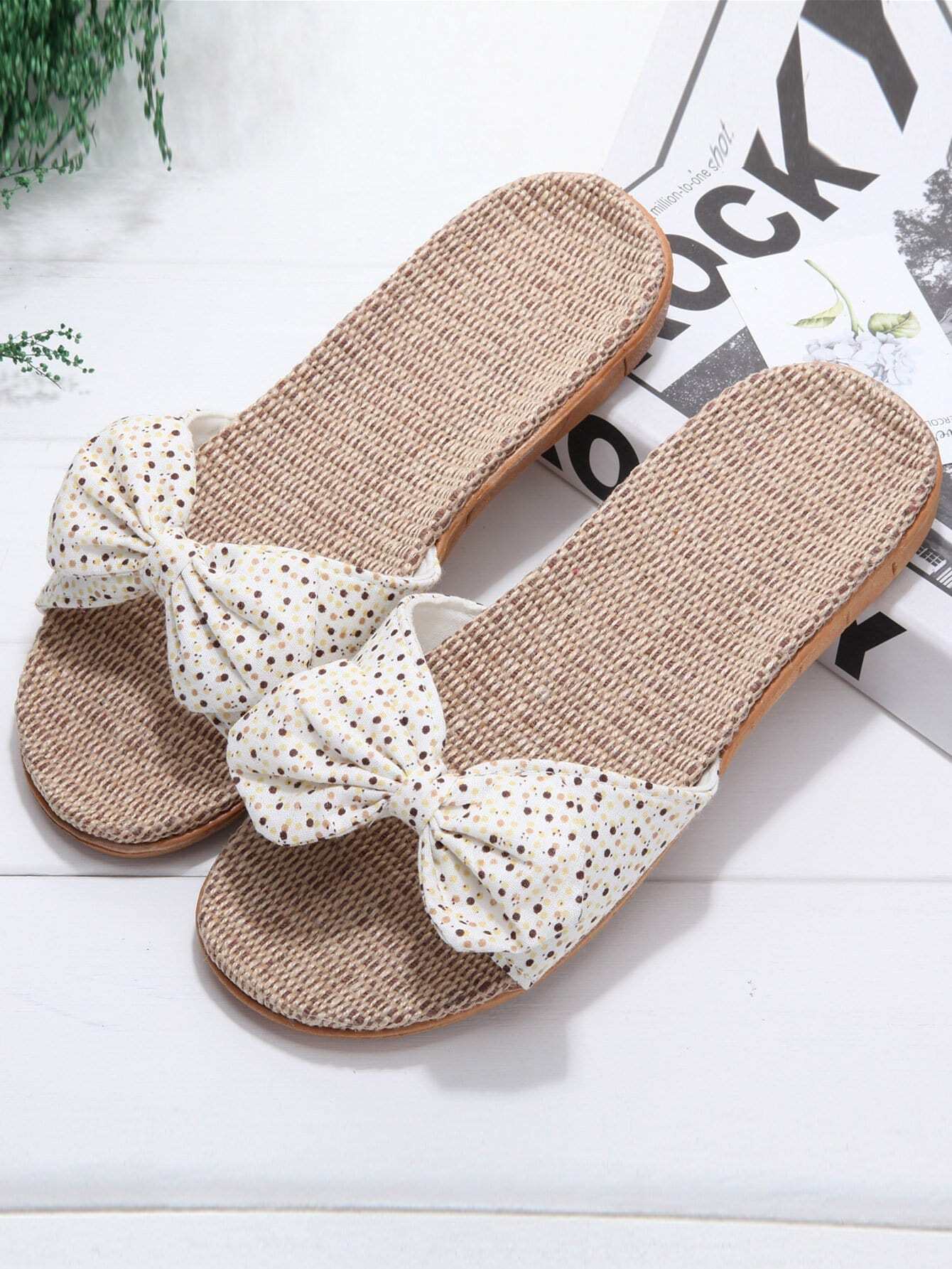 Открытый палец Бежевый Тапочки