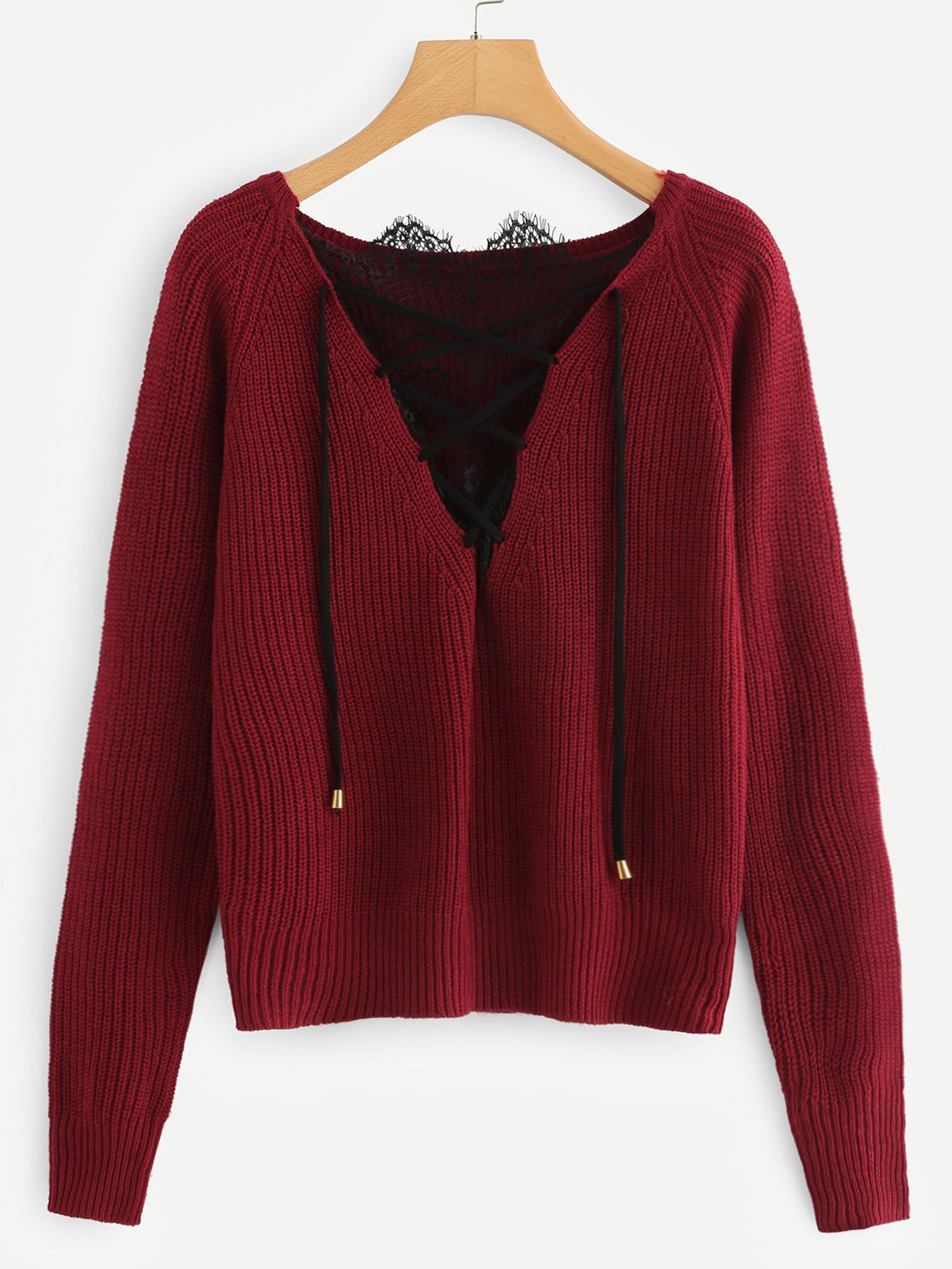 Свитер с кружевами