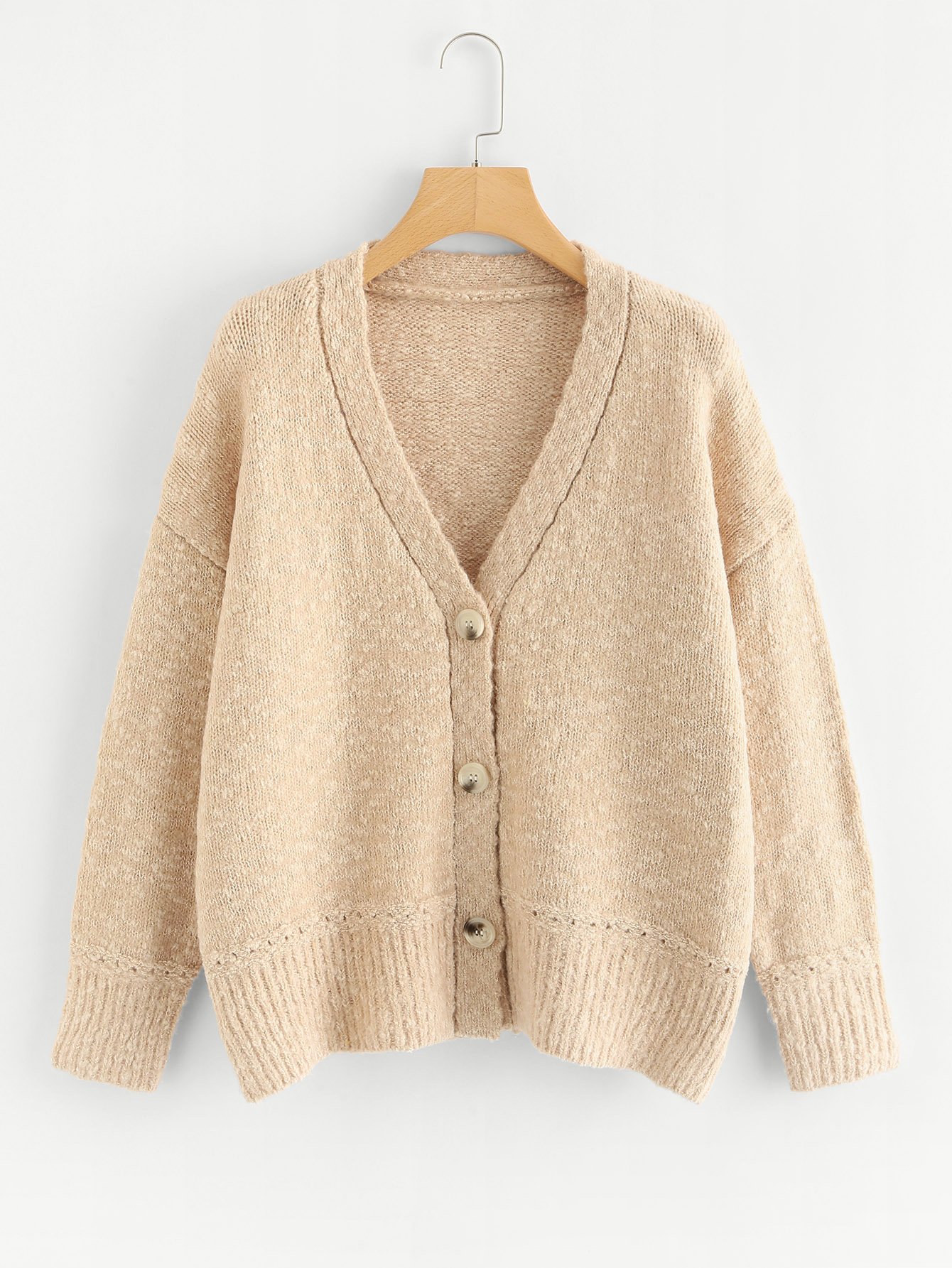 Свитер с пуговицами