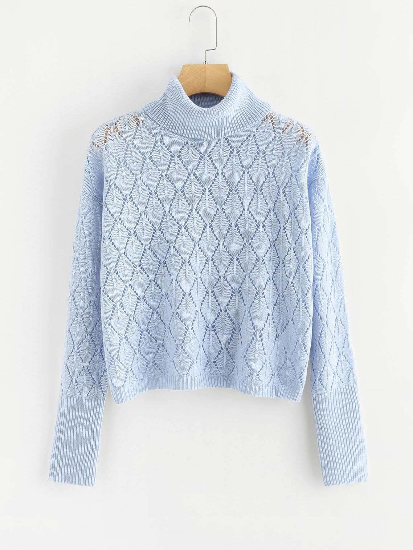 Свитер с закатанным воротником