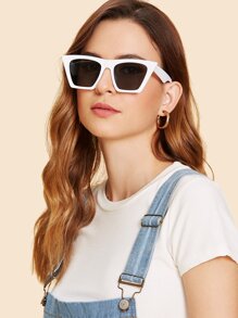 Cat Eye Flat Lens Sunglasses