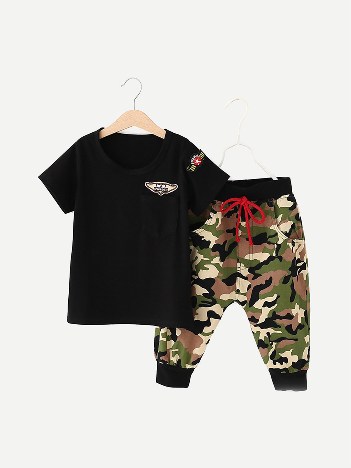 Футболка и шорты с запахом в горошек для детей