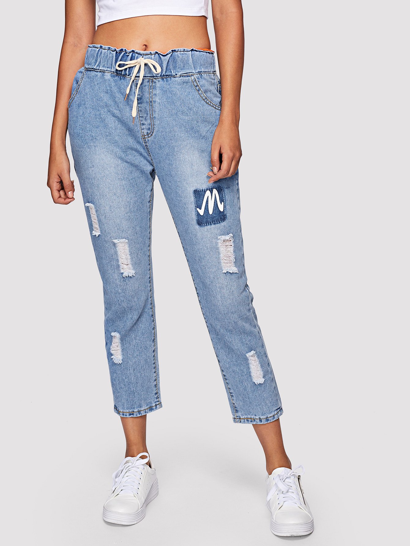 You Heard Right: Bell-Bottom Jeans Are Officially Back Who What Wear 1 You Heard Right: Bell-Bottom Jeans Are Officially Back Who What Wear 69