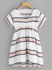 V Neckline Frill Trim Printed Dress