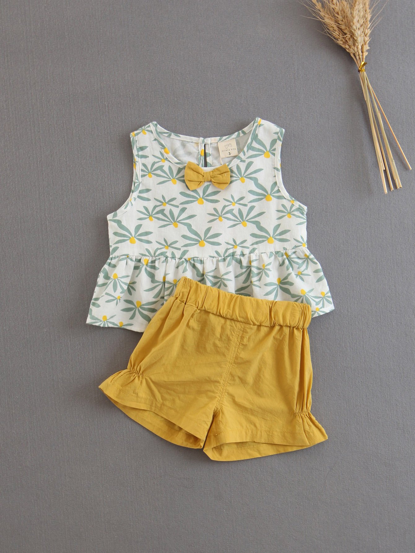 Bow Detail Pep Hem Top With Shorts mesh insert jacquard pep hem top