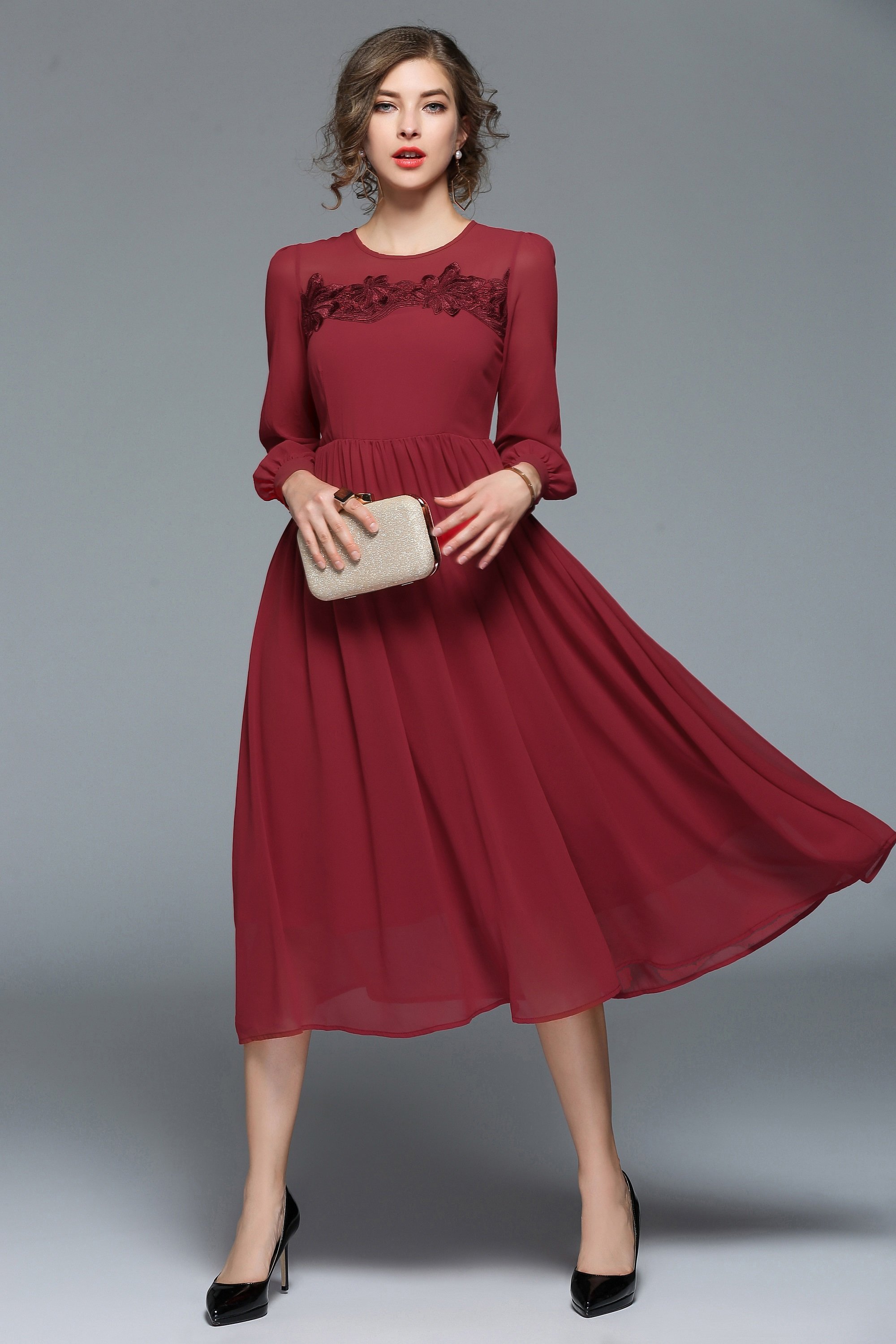 Платье шифон с вышивкой цветы