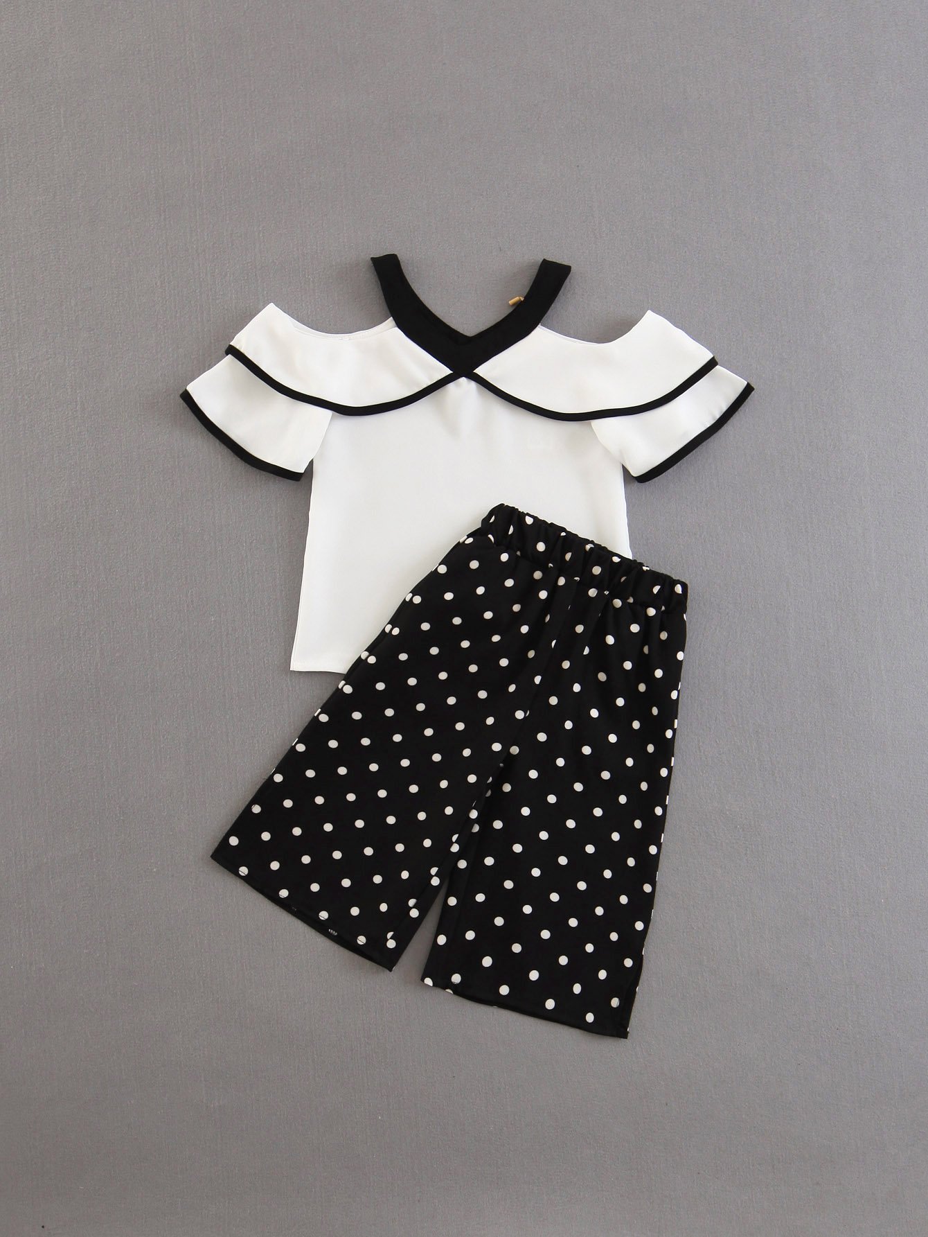 Girls Contrast Trim Open Shoulder Ruffle Top With Pants