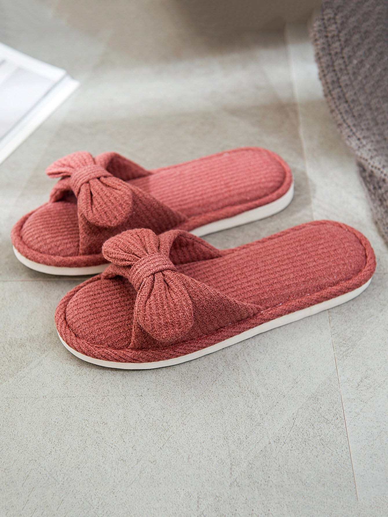 Тапочки с бантом