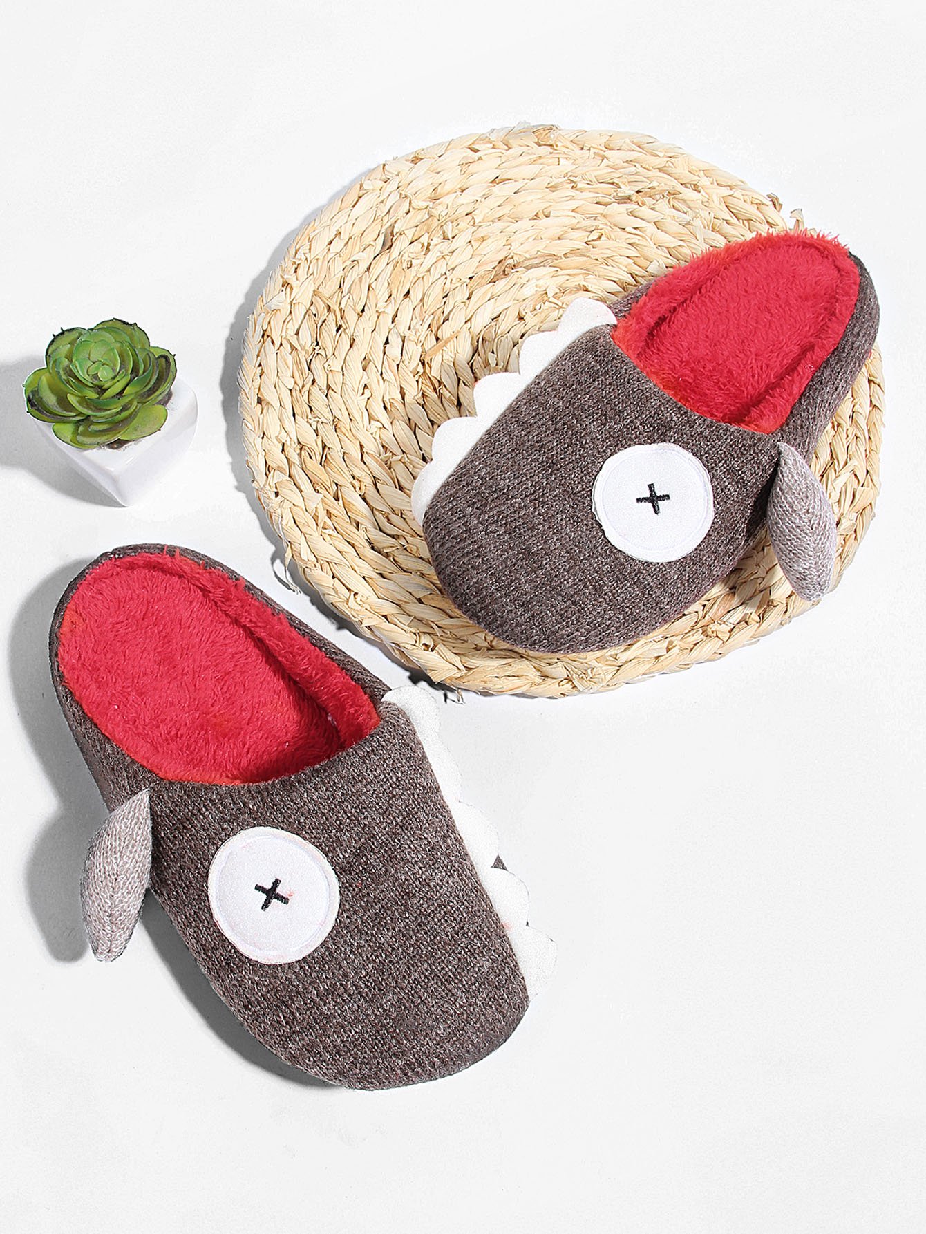 Плоские тапочки с ухом