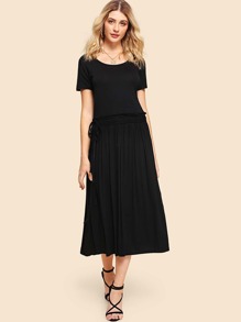 Self Tie Pleated Dress