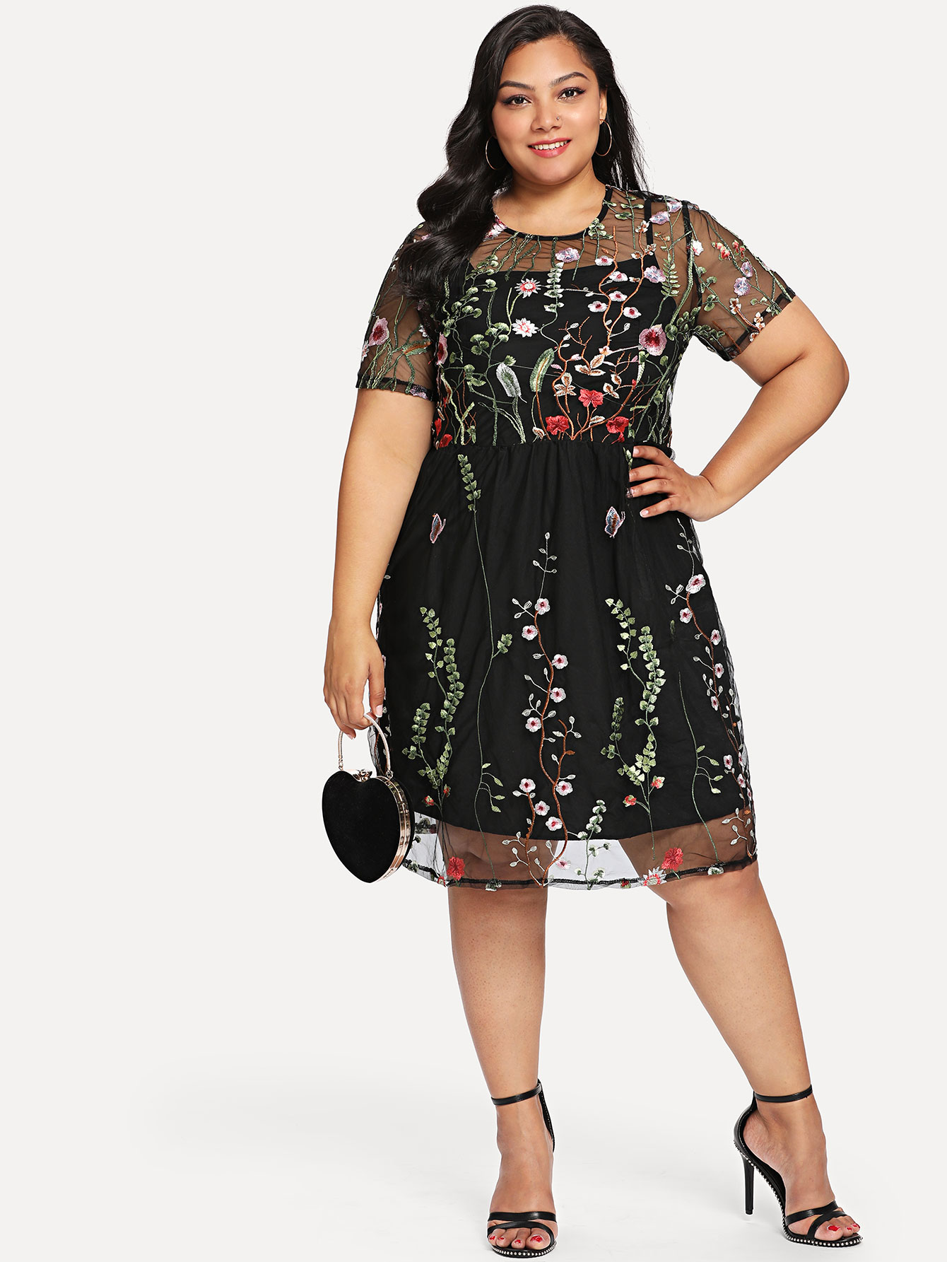 Платье 2 в 1 с вышивкой цветы