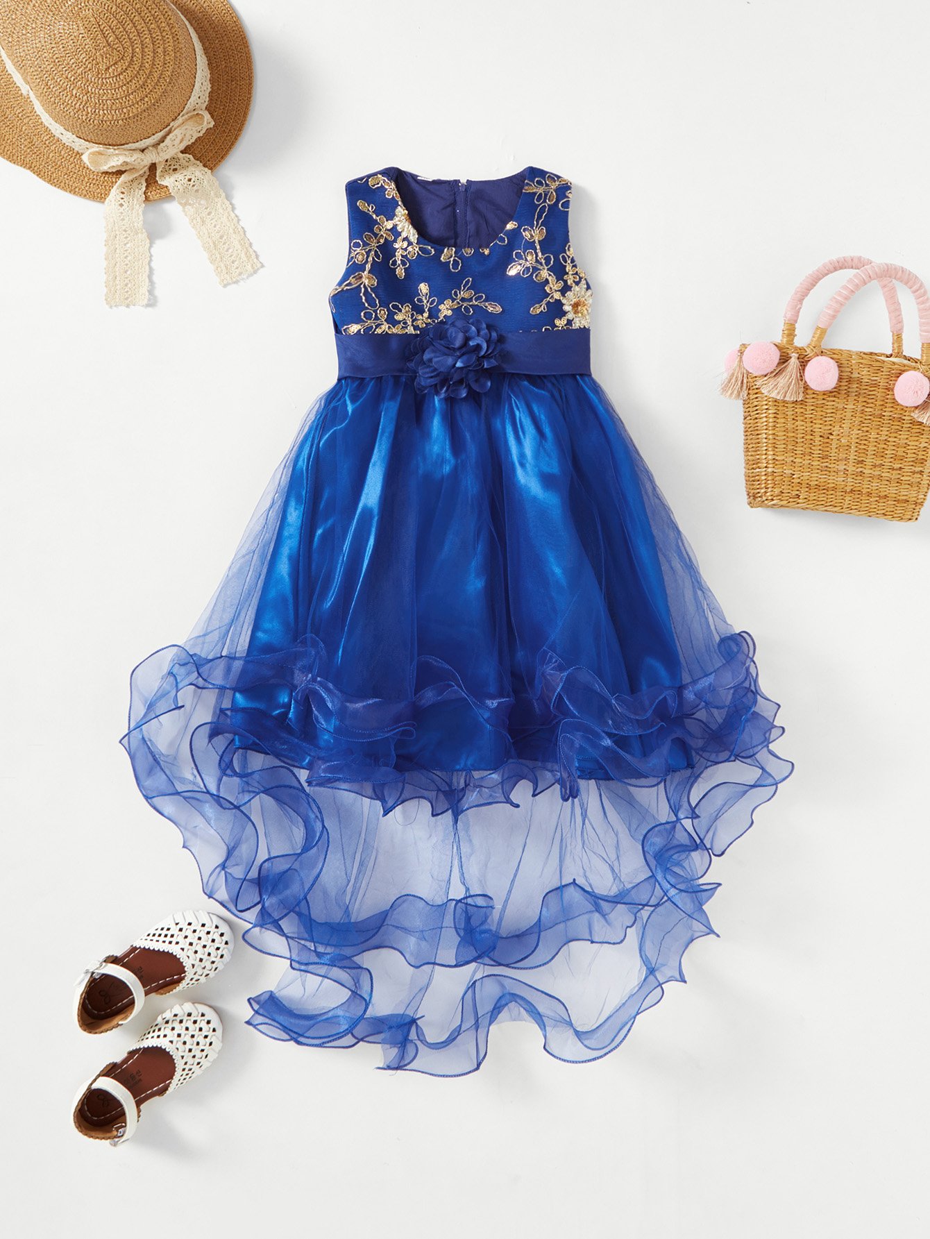 Бальное платье сатин с вышивкой цвета для детей