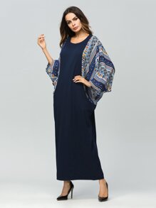 Graphic Print Batwing Sleeve Dress