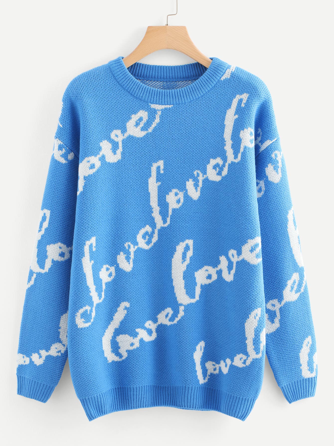 Яркий вышитый свитер